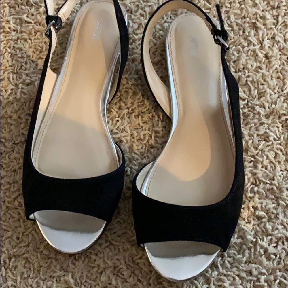 Apt. 9 open toed shoes